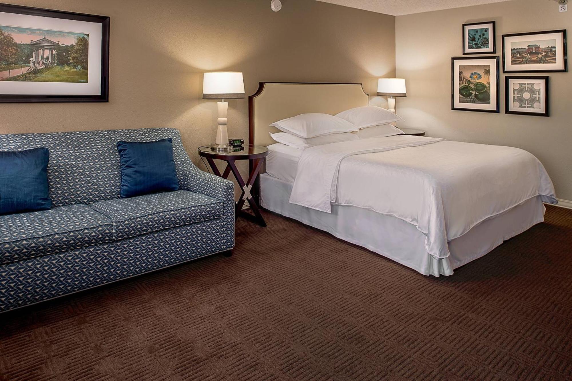 Sheraton Westport Lakeside Chalet Maryland Heights Exterior photo